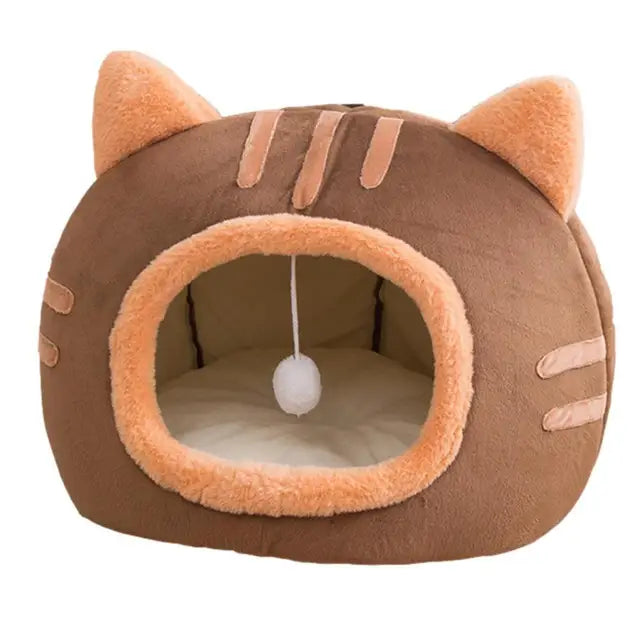 Paws & Claws Winter Cozy Cat House